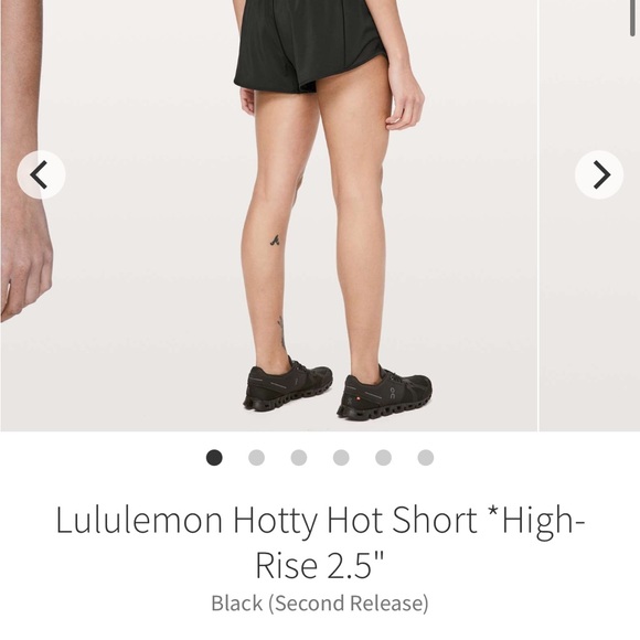 Lululemon Hotty Hot Short *High-Rise 2.5" - Picture 3 of 7